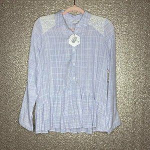 Paper Crane Sz S Blue Peplum Lace Button Down Top